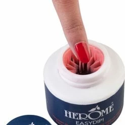 Herome Easydip Nagellakremover Nagellakverwijderaar - In Een Potje Met Ingebouwde Borsteltjes - Navulbaar Met Caring Nail Polish Remover -L’Oréal Paris SHOP 483x840 3