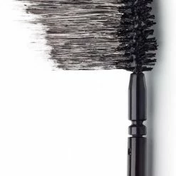 L?Or?al Paris L Or Al Paris (public) Mega Volume Miss Manga Wimpermascara Black -L’Oréal Paris SHOP 504x840 3