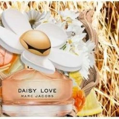 Marc Jacobs - Eau De Toilette - Daisy Love - 50 Ml 20 Marc Jacobs - Eau De Toilette - Daisy Love - 50 Ml -L’Oréal Paris SHOP 550x305 4