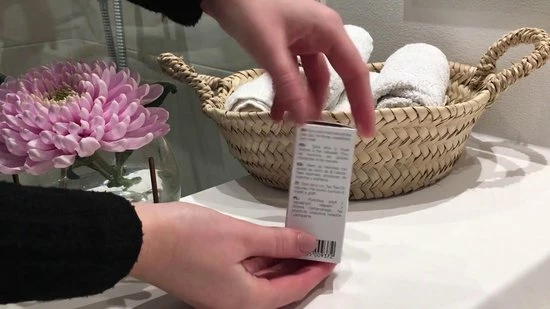 Australian Bodycare Tea Tree Olie Stick - Tea Tree Stick Tegen Onzuiverheden Voor Vlekjes, Puistjes En Een Vette, Acne-gevoelige Huid Met Australische Tea Tree Olie Van Hoge Kwaliteit (goedgekeurd Door Farmaceuten), 3 X 9 Ml. 2 Australian Bodycare Tea Tree Olie Stick - Tea Tree Stick Tegen Onzuiverheden Voor Vlekjes, Puistjes En Een Vette, Acne-gevoelige Huid Met Australische Tea Tree Olie Van Hoge Kwaliteit (goedgekeurd Door Farmaceuten), 3 X 9 Ml. - Afbeelding 2