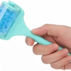 LOUZIR Hand Ijsroller - Gezicht - Ogen - Lichaam - Ice Roller - Jade - Lift Roller - Full Body - Skin Icing - Facial Massage 14 LOUZIR Hand Ijsroller - Gezicht - Ogen - Lichaam - Ice Roller - Jade - Lift Roller - Full Body - Skin Icing - Facial Massage -L’Oréal Paris SHOP 550x404 1