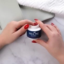 Herome Easydip Nagellakremover Nagellakverwijderaar - In Een Potje Met Ingebouwde Borsteltjes - Navulbaar Met Caring Nail Polish Remover -L’Oréal Paris SHOP 550x412 17