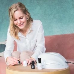 Miss Jules - 6-Delige Gellak Starterspakket - Nagellak - Kleur Rood, Paars & Glitter - Glanzend & Dekkend Resultaat -L’Oréal Paris SHOP 550x508 3