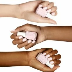 Essie Muchi Muchi 17 - Roze - Nagellak -L’Oréal Paris SHOP 550x519 1