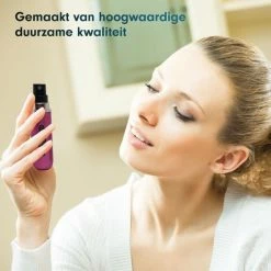 MaxedMore Navulbare Parfumverstuiver 5ml Roze - 65 Keer Spraybare Parfum Verstuiver - Hervulbaar Tasverstuiver Voor Parfum - Meeneem Mini Geur Flesje Voor Op Reis - Lipstick Formaat Navulbaar Parfumflesje -L’Oréal Paris SHOP 550x550 243