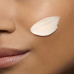 Clarins My RE-BOOST Comforting Hydrating Cream - 50 Ml - Dagcr Me 19 Clarins My RE-BOOST Comforting Hydrating Cream - 50 Ml - Dagcr Me -L’Oréal Paris SHOP 550x550 355