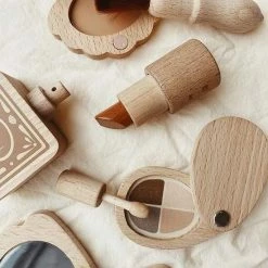 Konges Sl?jd Konges Slojd Make Up Set Hout -L’Oréal Paris SHOP 550x550 483