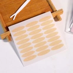 Daily Accessoires Ooglidstickers Onzichtbaar - Ooglidstickers - Ooglidtape - Ooglidcorrectie - Eyelid Tape - 144 Dikke Stickers Inclusief Tool