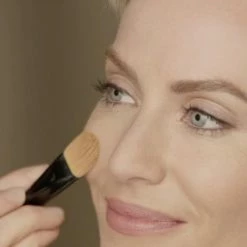 Max Factor Radiant Lift FD - 77 Golden Tan -L’Oréal Paris SHOP 550x550 63