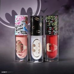 Makeup Revolution X Harley Quinn™ - What You Think I’m A Doll Lip Gloss -L’Oréal Paris SHOP 550x550 667