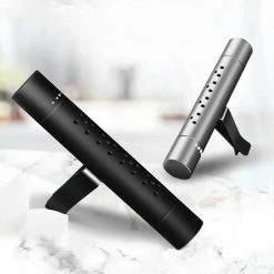 Mr. Valued Autoparfum - Luchtverfrisser Auto - Inclusief 5 Geuren - Luxe Design - ZILVER - Aromatherapie - Ventilatierooster - Hervulbaar - Duurzaam - Verfrissend