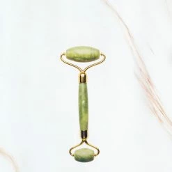 Guasha 21 Jade Roller - Gezichtsroller - Face Roller - Gezichtsmassage - Gezicht - Gezichtsverzorgings Dames Mannen - Gezichtsborstel -L’Oréal Paris SHOP 550x572 1