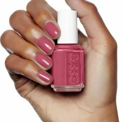 Essie Bridal 2016 Classic - 413 Mrs. Always-right - Nude - Glanzende Nagellak - 13,5 Ml 18 Essie Bridal 2016 Classic - 413 Mrs. Always-right - Nude - Glanzende Nagellak - 13,5 Ml -L’Oréal Paris SHOP 550x708 1