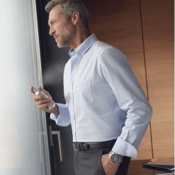 Victorinox Swiss Army Classic 100ml EDT Spray 22 Victorinox Swiss Army Classic 100ml EDT Spray -L’Oréal Paris SHOP 550x732