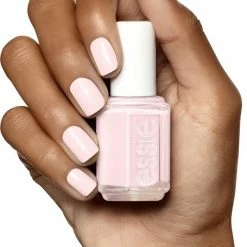 Essie Muchi Muchi 17 - Roze - Nagellak -L’Oréal Paris SHOP 550x748 2