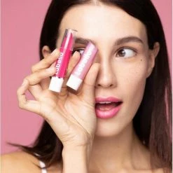 Labello Crayon Lipstick Hot Pink -L’Oréal Paris SHOP 550x820 3